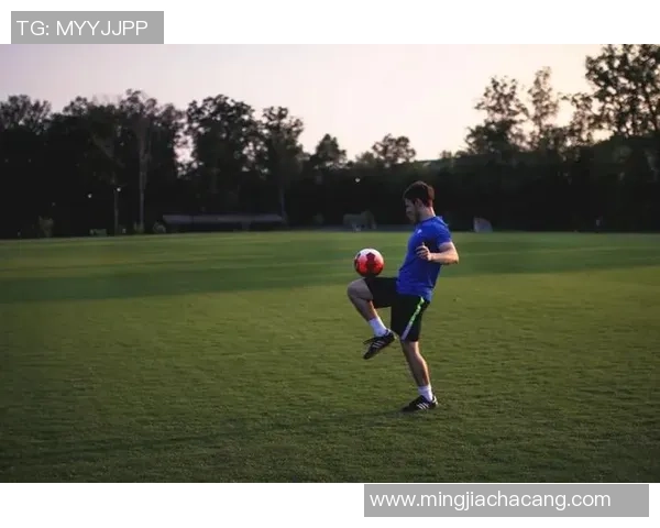 梦中与足球明星共度训练时光的奇妙体验与启示