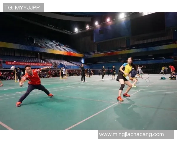 北京羽毛球队在邀请赛中以83分稳居积分榜首位展现强劲实力